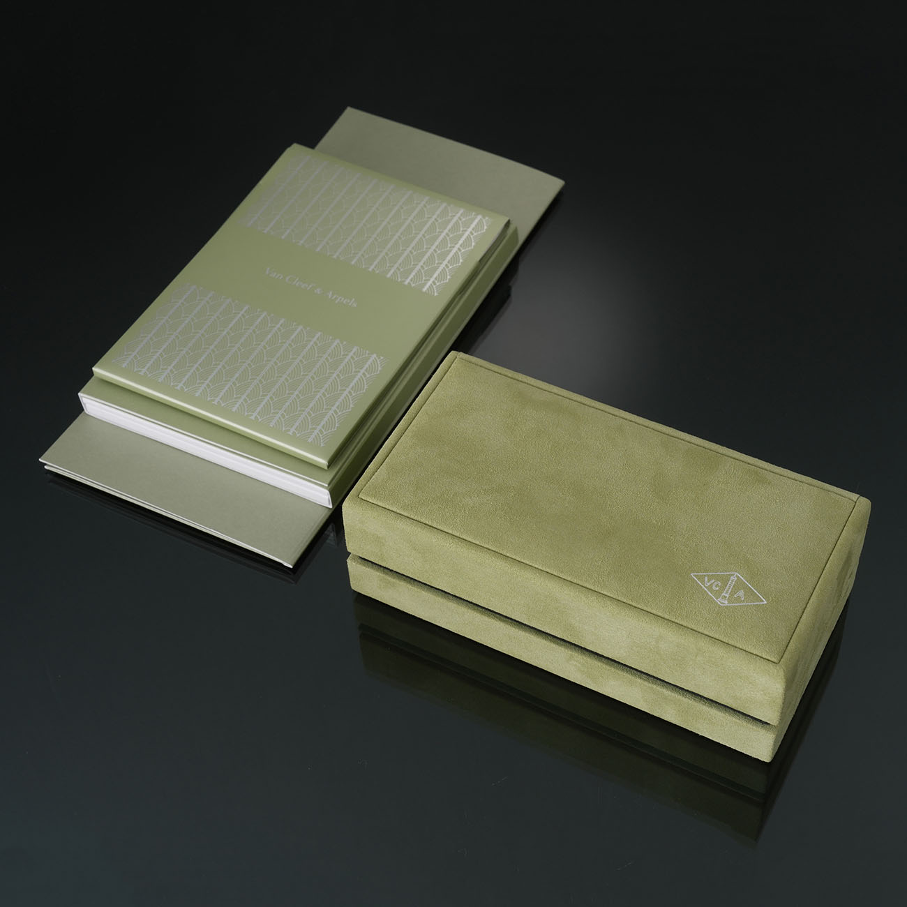 VAN CLEEF & ARPELS(USED)반클리프 빈티지 알함브라 말라카이트 5모티브 브레이슬릿 ARL80900
